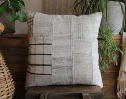 Vintage Handwoven Kilim Cushion Cover - Hemp, Wool & Linen Patchwork, 20-Inch
