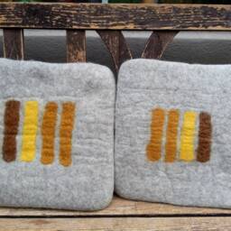 Handfelted Seat Cushion With Coloured Pattern Mix On Light Gray - thumbnail 3