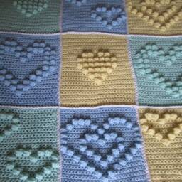 "Stunning Handmade Retro Vintage Style Blanket Wool Lemon Green Blue Heart Yellow Mint 159cm X 120cm 51"" 63" - thumbnail 4