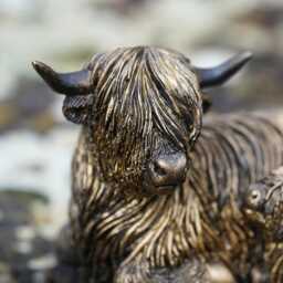 Highland Cow Family Resin Statue Home Garden Cattle Sculpture Outdoor Ornament - thumbnail 3