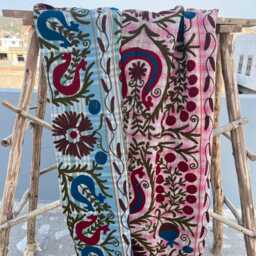 Handcrafted Cotton Kantha Suzani Quilt - Reversible Floral Patchwork Bedspread For King Size Bed With Traditional Indian Embroidery - thumbnail 3