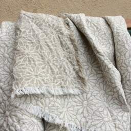 Daisy Linen Throw Blanket Natural Undyed Flax Floral Bedspread - thumbnail 3