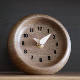 Handcrafted Walnut Wood Table Clock Modern Desk Decor - thumbnail 4