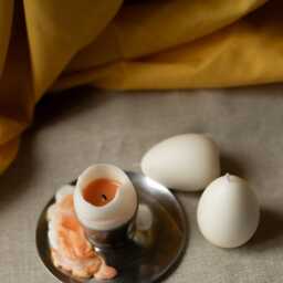 Egg Yolk Candle, Shaped Soy Wax Art Unique Home Decor, Aesthetic Gift For Her, Handmade Food Inspired Candle - thumbnail 2