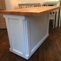 Carrington Oak Top Kitchen Island With Drawers, Custom Color - thumbnail 3