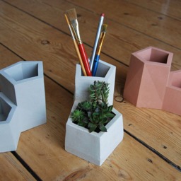 Terracotta Cast Stone Desk Tidy Pen Pot Planter - thumbnail 3