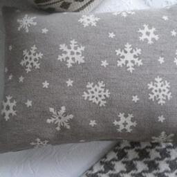 Exclusive Hand Printed Stone Snowflake Cushion Cover - thumbnail 2