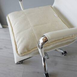 Genuine Sheepskin Seat Pad - Cozy Chair Cushion, Non-Slip - thumbnail 3