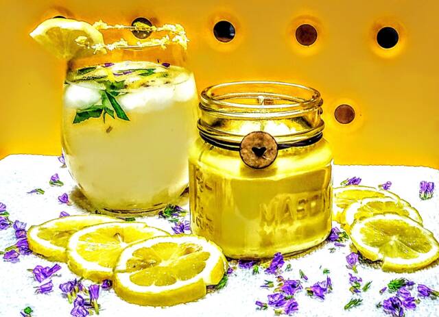 Lemon Lavender Scented Soy Candle - image 1