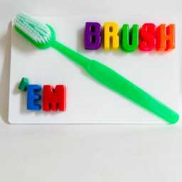 Giant Toothbrush Bathroom Wall Hanging/ Nostalgic/ Pop Art Resin Sculpture/ Dopamine D??cor/Food D??cor/ Maximalist D??cor/Teeth - thumbnail 2
