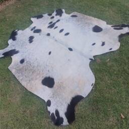 Real Cowhide For Upholstery Projects- Rugs Floor - Black Spotted Cowhide - thumbnail 3