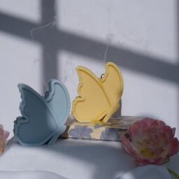 Butterfly Candle - Handmade Soy Wax Decorative Home Decor Valentine's Day Gift Mother's Sculptural - thumbnail 4