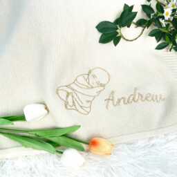 Hand-Embroidered Baby Portrait Blanket Personalized Cotton Keepsake - thumbnail 2