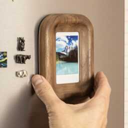 Small Walnut Or Oak Picture Frame, Magnetic Fridge Wall, For Instax Mini - thumbnail 3
