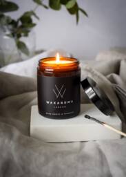 Dark Honey Tobacco Scented Soy Candle - Vegan Friendly - thumbnail 1