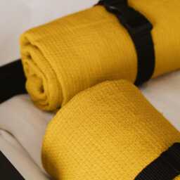 Linen Travel Towel in Mustard Yellow, Waffle Weave Fabric, Lightweight & Quick-Drying, Eco-Friendly, Compact & Soft - thumbnail 2