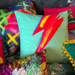 Lightning Bolt Velvet Cushion Cover Glam Rock Kitsch Decor - thumbnail 2