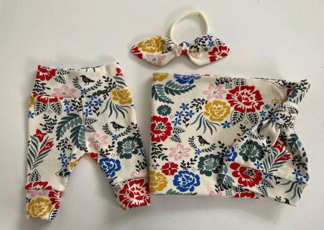 Organic Swaddle Blanket & Newborn Hat Or Headband Set. Leggings. Take Home. Baby Shower Gift. Photo Prop - image 1