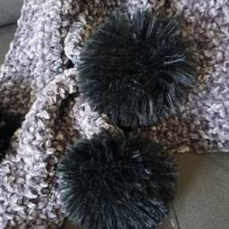 Velveteen Baby Blanket With Faux Fur Pompoms - thumbnail 3