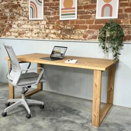 Verde // Scandinavian Pine Desk With Square Legs - thumbnail 2