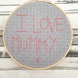 I Love Mummy Embroidery Hoop Wall Art, Mother's Day Gift, Embroidered Decoration - thumbnail 2