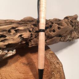 Wooden Pen - Curly Maple - thumbnail 2