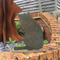 Life Size Rusty Metal Cat Statue, Outdoor Garden Decor - thumbnail 3