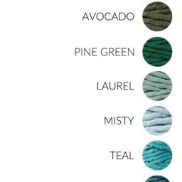 Crocheted Rug Made From 100% Recycled Cotton - thumbnail 4