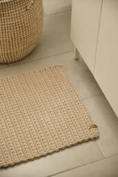 Crocheted Rug Made From 100% Recycled Cotton