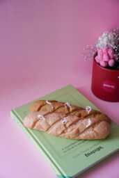French Baguette Soy Wax Candle Foodie Table Decor, Vegan - thumbnail 1