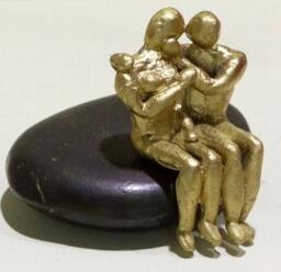 Miniature Bronze Figurative Sculpture For A Romantic Anniversary Gift. A Kissing Couple Sitting On Bridge - thumbnail 3