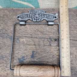 The Victoria - Toilet Paper Holder - thumbnail 2