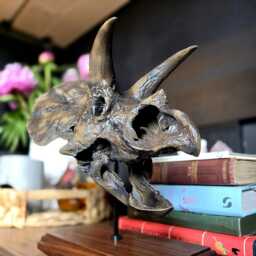 Triceratops Skull Replica - Mounted Dinosaur Fossil Art 3D Printed - thumbnail 4