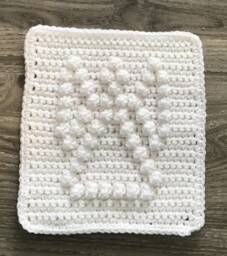 Angel Square Crochet Pattern - Baby Blanket Squares Washcloth Facecloth - thumbnail 1
