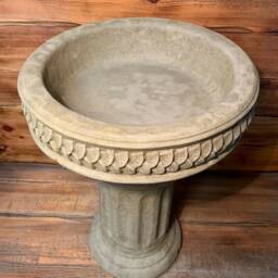 Stone Garden Art Deco Style Leaf Vine Detailed Bird Bath Statue Ornament - thumbnail 3