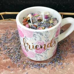 Candle Lavender Scented Soy in A Ceramic White With Pink Roses Friends Mug - thumbnail 4