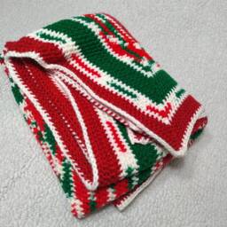 Mistletoe Large Crocheted Throw Blanket - thumbnail 2