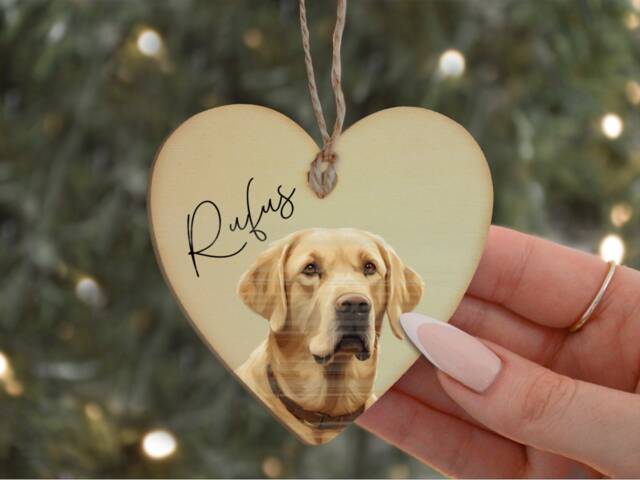 Personalised Labrador Wooden Heart Bauble, Any Colour Chocolate Golden Lab Rustic Neutral Wood Digital Name Dog Pet Gift Ideas Lover Owner - image 1