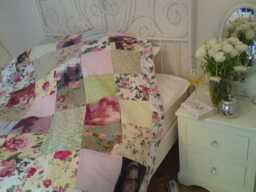 stay Home, Floral Memory Quilt, Floral Photo Hand Quilted Flowers Pattern Blanket - thumbnail 1
