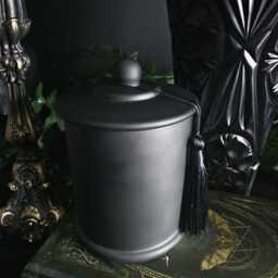 Vampyre Masquerade ~ Apothecary Style Luxury Soy Candle Vegan Gothic Vampire Lover Gift Ideas - thumbnail 2