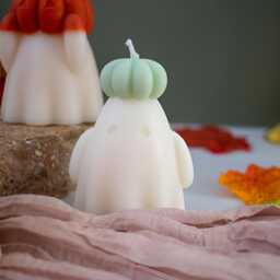 Halloween Pumpkin Candle Spooky Soy Beeswax Blend Decor - thumbnail 4