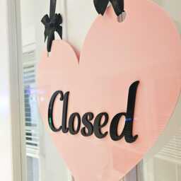 Open/Closed Shop Sign Heart Shaped - thumbnail 2
