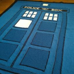 Knitting Pattern - Doctor Who Big Blue Box Afghan - thumbnail 4