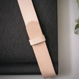 Leather Hanging Magazine Holder With Wood Accent, Wall Decor, Vegetable Tan Leather, Made in The Us - thumbnail 2
