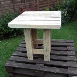 Garden Table - thumbnail 2