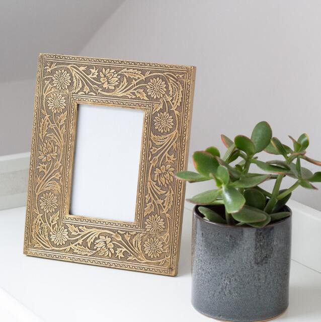 Ornamental Brass Photo Frame 4x6/Luxury With Antique Gold Colour Finish Wedding Gift Fathers Day Gift - image 1