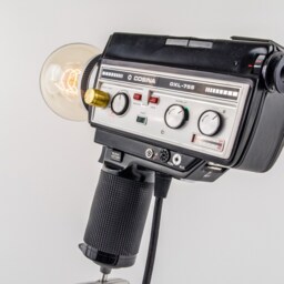 "Vintage Super 8 Camera Lamp ""Cosina Oxl 755" - thumbnail 4
