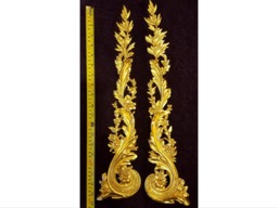 Large Pair Gilt Gold Or White French Style Decorative Wall Furniture Moulding Pediment Plastic Decoration - thumbnail 1