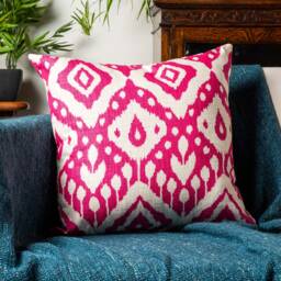 Moroccan Kilim Print Cushion in Bright Pink. Traditional Geometric Design Of Turkish Style Diamonds. 17x17 - thumbnail 1
