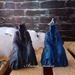 Grim Reaper Candle Spooky Halloween Soy & Beeswax Decor - thumbnail 3